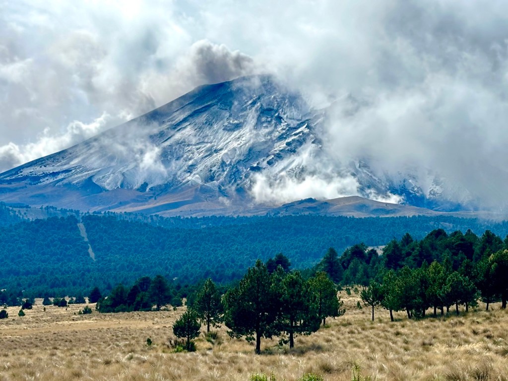 S02E03: Od sopek k pyramidám, od pyramid k moři. Aneb spanilá jízda Mexikem&nbsp;pokračuje.