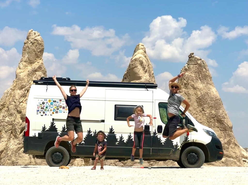 S03E08: Návrat domů, aneb proč není ta Země raději&nbsp;placatá?